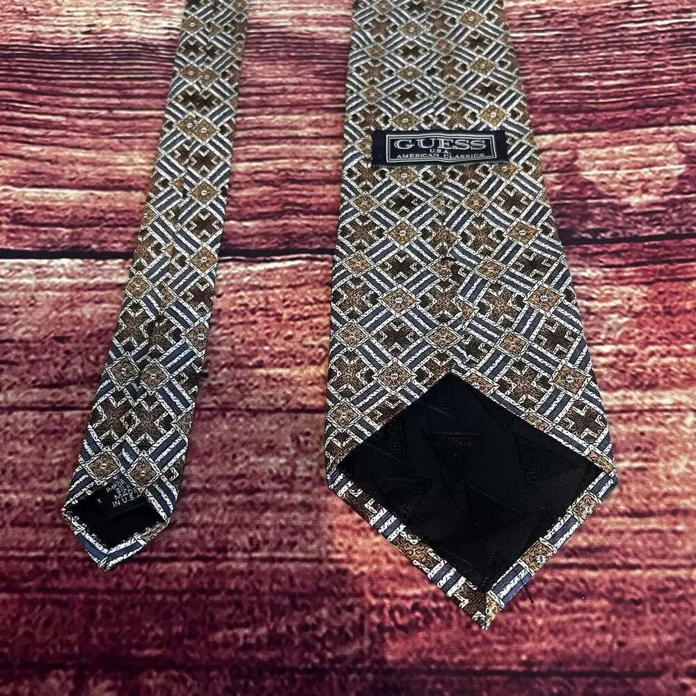 Guess 100% Silk Skinny Tie 56x4 Neutral Khaki Gold Brown Classic Necktie Classy